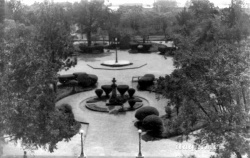 PRAÇA-MEIO-1930-face